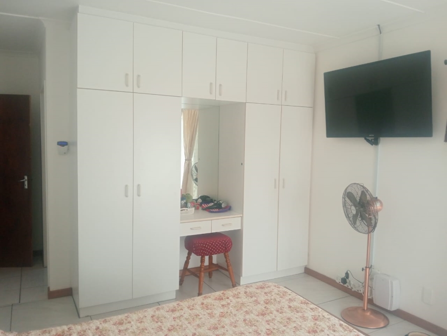 3 Bedroom Property for Sale in C Place Eastern Cape